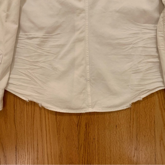 Frank & Eileen BARRY Tailored Button-Up Shirt. White Distressed Denim. Large. - Picture 11 of 15